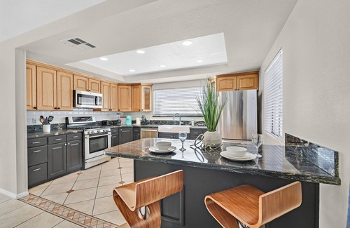 Spring Valley House | Spacious Backyard w/Entertainment. Pool + Fire Pit & Pet Friendly!