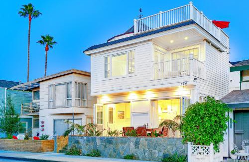 Balboa Island House | Spacious Balboa Beauty