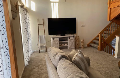 Holgate Condo | Spacious Bay Front Condo with Heated Pool Saturday Check in and Check out