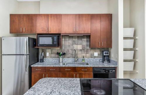 Inman Park Apartment | Spacious Beltline loft in Inman Park- Pool gym