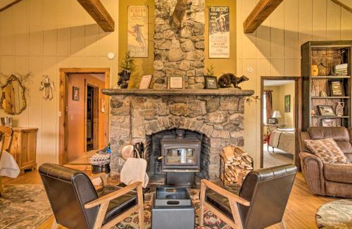 Bethlehem House | Spacious Bethlehem Mountaintop Home with Deck and View