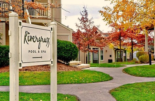 The Blue Mountains Apartment | Spacious Blue Mountain 2 Storey - Wifi, Pool, Close to the Village & Golf