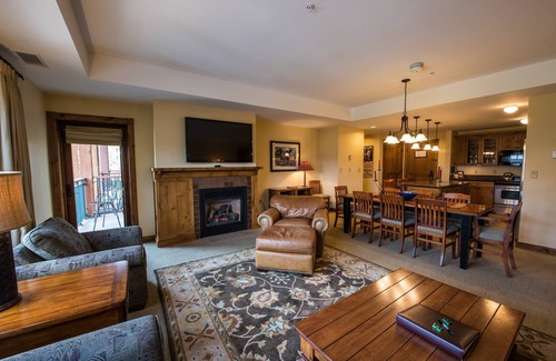 Crested Butte Cabin | Spacious, Bright, Luxe 3 Bedroom Condo