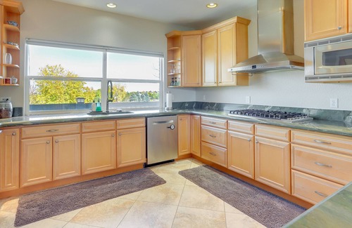 Brighton House | Spacious Brighton Home w/ Game Room + Fire Table!