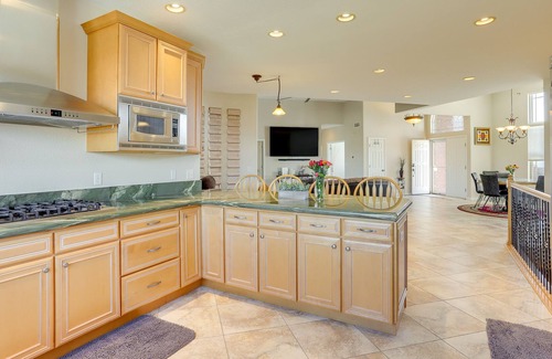 Brighton House | Spacious Brighton Home w/ Game Room + Fire Table!