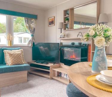 Grimsby House | Spacious Caravan - Thorpe Park Cleethorpes