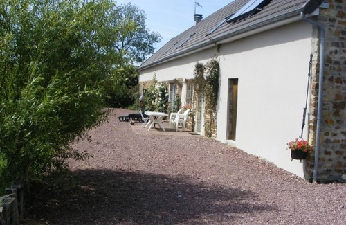 Le Plessis-Lastelle Cottage | Spacious Cottage with Garden, Near D-Day Beaches, Fireplace, Bikes, Pet-Friendly