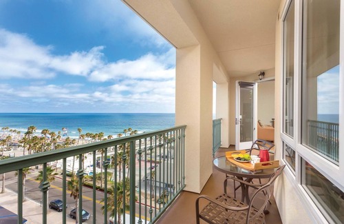 Townsite Resort | Spacious Condo Across from the Pier w/Beach Access, Resort Pool & Free WiFi
