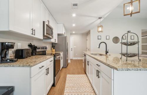 Williamsburg House | Spacious Condo with Combined units at Traverse City