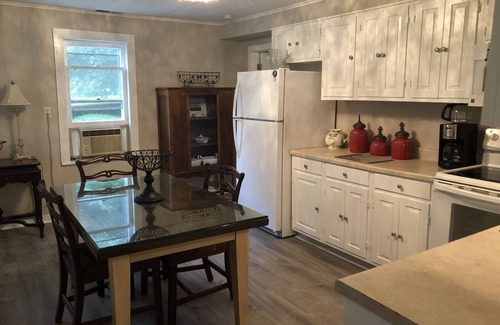 Saratoga Springs House | Spacious, Cozy 5 Bedroom Compound