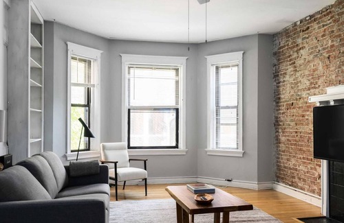 Central West End Apartment | Spacious CWE Apts near BJC by Zencity