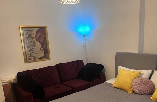 College Park and Old Oak Apartment | Spacious Double Room in a quiet place