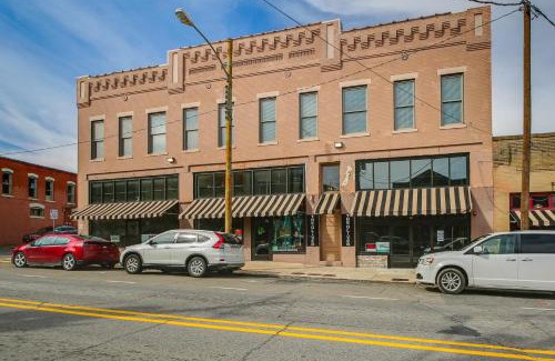 Hot Springs Apartment | Spacious Downtown Hot Springs Vacation Rental!