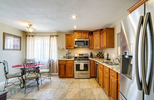 El Paso House | Spacious El Paso Home w/Seasonal Pool!