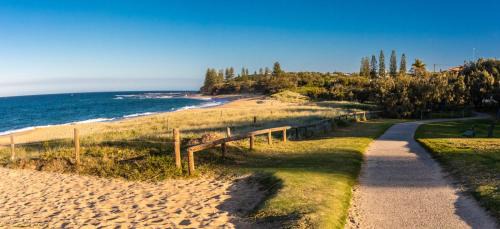 Battery Hill House | Spacious Family Beach House