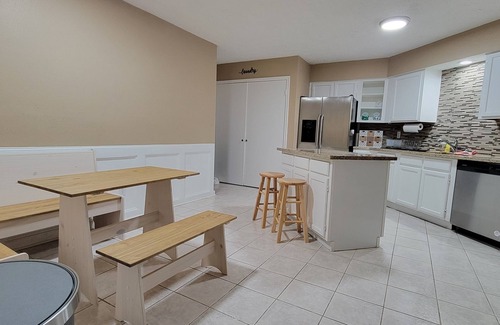 Greater Fondren Southwest House | Spacious Family Getaway near Downtown Houston