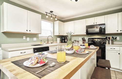 Noblesville House | Spacious for Groups & Families~Private Yard~Walk to Ruoff~Dog Friendly!
