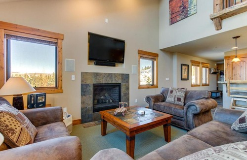 Fraser House | Spacious Fraser Gem 7 Mi to Winter Park!