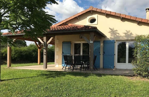 Les Forges House | Spacious Holiday Home in Les Forges with Swimming Pool