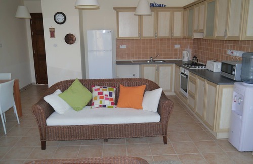 Esentepe House | Spacious holiday home 100m from the seafront, 5 minutes 18 hole golf course