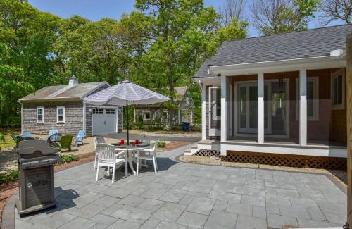 Brewster House | Spacious Home by Beach Dog Welcome