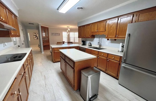 Tupelo House | Spacious Home in Central Tupelo