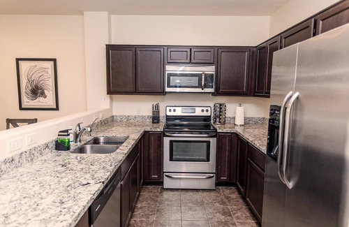 Limberlost House | Spacious Home in Great Location
