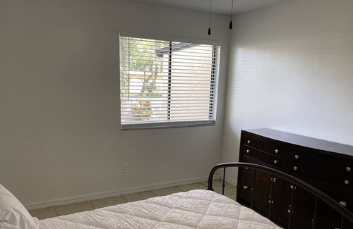 Azalea Park House | Spacious home right outside downtown Orlando!