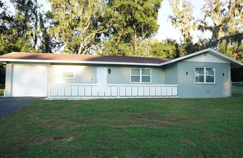 Durant House | Spacious Home with Luxury Finish