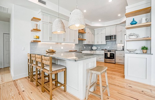 Pirates Beach House | Spacious home with ocean-view balconies and chef's kitchen