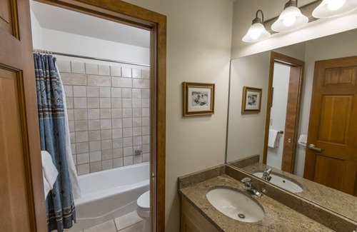 Whitefish Hotel | Spacious, Hotel-Style Room with Valley Views