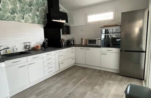Carnon-Plage House | Spacious house close to the sea with swimming pool