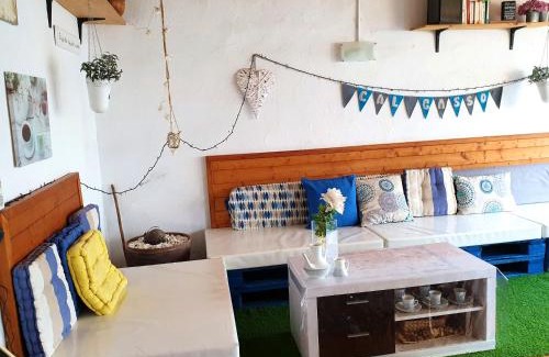 Poble Nou del Delta House | Spacious House in Poble Nou with Garden