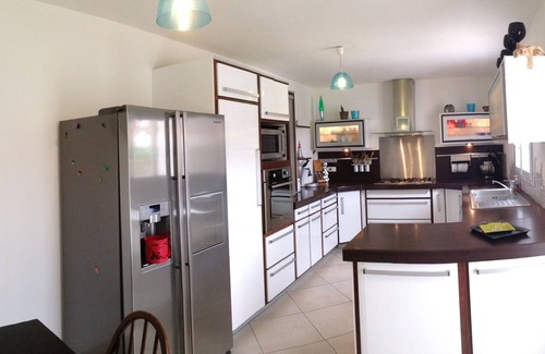 L'Ile-Rousse Villa | Spacious house, quiet, shaded, air-conditioned, private pool, sea and mountain views