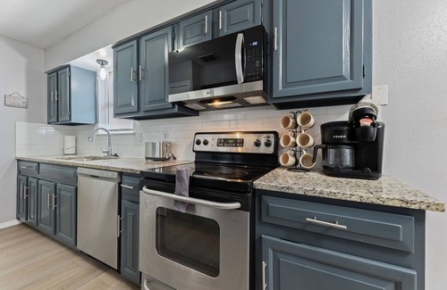 Atascocita House | Spacious Humble Retreat - Near IAH & Lake Houston, Sleeps 9