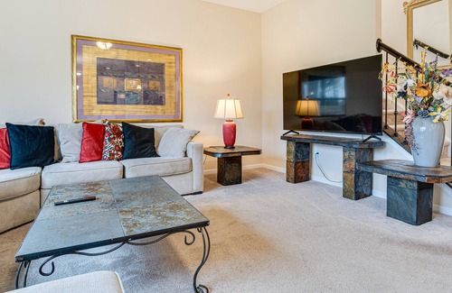 Noblesville House | Spacious Indiana Home w/ Patio, Fire Pit & Grill!