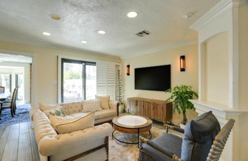 Las Vegas House | Spacious Las Vegas Getaway with Private Pool and Spa!