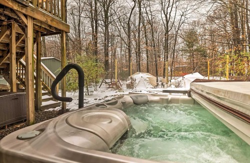 Tunkhannock Township House | Spacious Long Pond Home Game Room and Hot Tub!