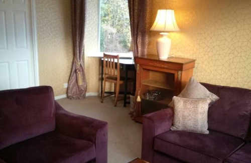 Newcastle-upon-Tyne House | Spacious Luxury 2 Double Bedroom Flat in Newcastle
