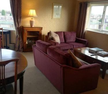 Newcastle-upon-Tyne House | Spacious luxury 2 double Bedroom flat in Newcastle
