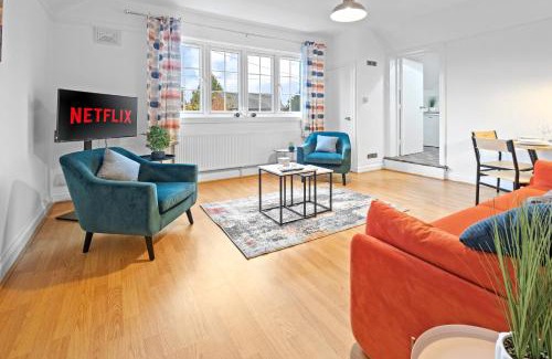 Welford Apartment | Spacious, Luxurious Cliffes