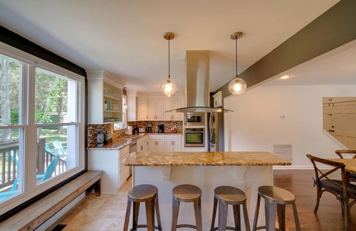 West Meade House | Spacious Modern-Farmhouse-Perfect for families and groups!