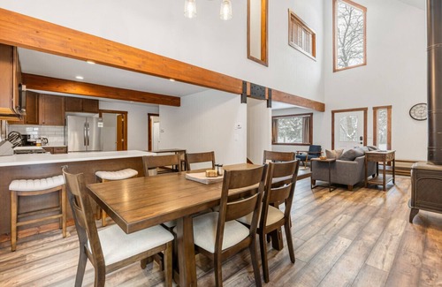 Kalispell House | Spacious Mountain Home In The Trees with Views