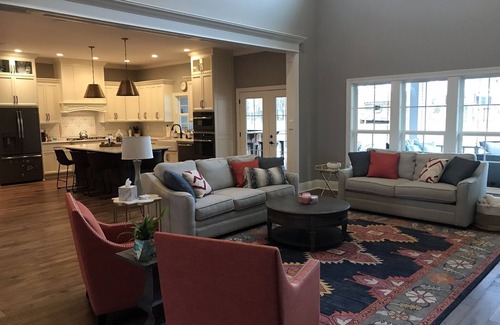 Stone Lakes House | Spacious New Home Perfect for Kentucky Derby