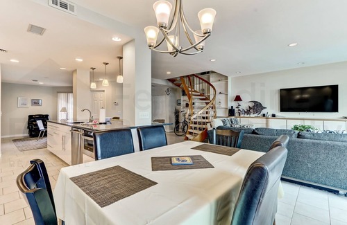Fernandina Beach Condo | Spacious Oceanfront Penthouse Villa by RedAwning
