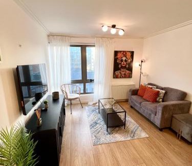 East Acton Apartment | Spacious one bedroom flat opposite station