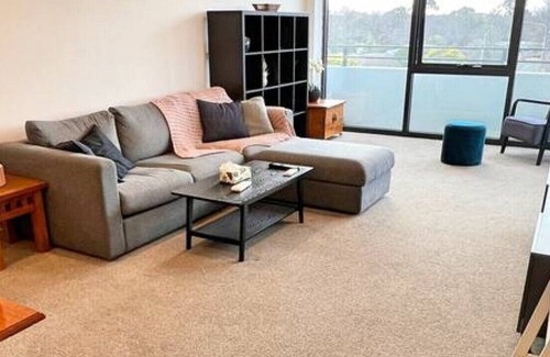 Dickson Apartment | Spacious & Open 2 bd 2bth 2crsp apt - Dickson CBD
