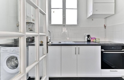 Marais Apartment | Spacious Parisian apartment #Marais #Rivoli