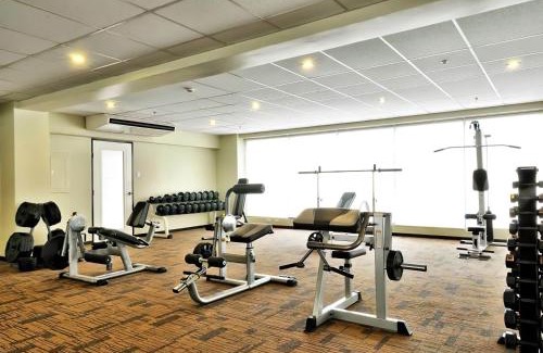 Manila Apartment | Spacious Penthouse Near NAIA with 24-7 Convenience