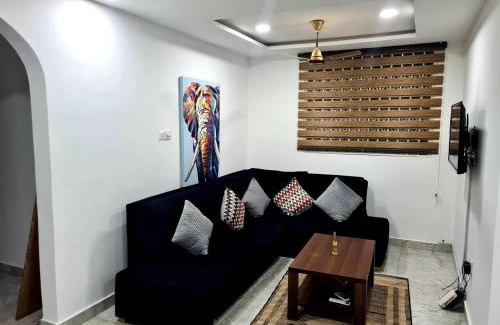 Adenta Apartment | Spacious Quiet & Cozy- Close to Highway-Parking